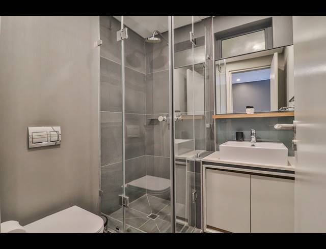 2 BEDROOM APARTMENT FOR SALE IN UMHLANGA RIDGE